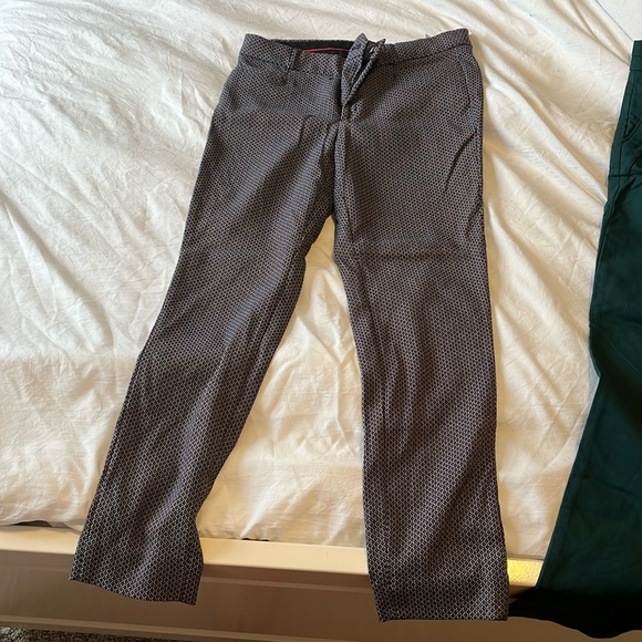Banana Republic dress pants. Size 4. - Picture 1 of 2